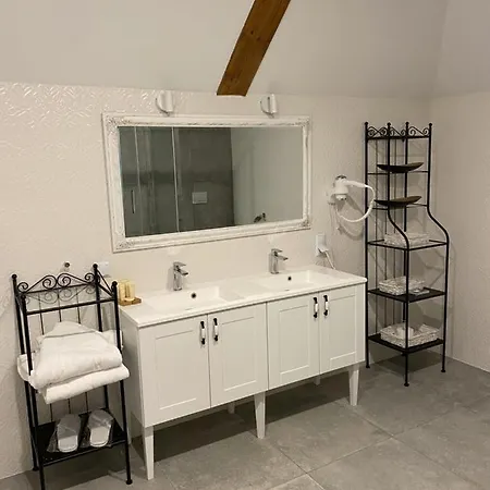 Palac Θέρετρο 3*