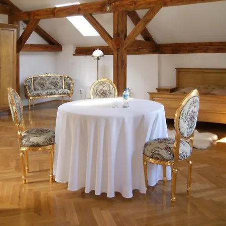 Palac Θέρετρο Łochów