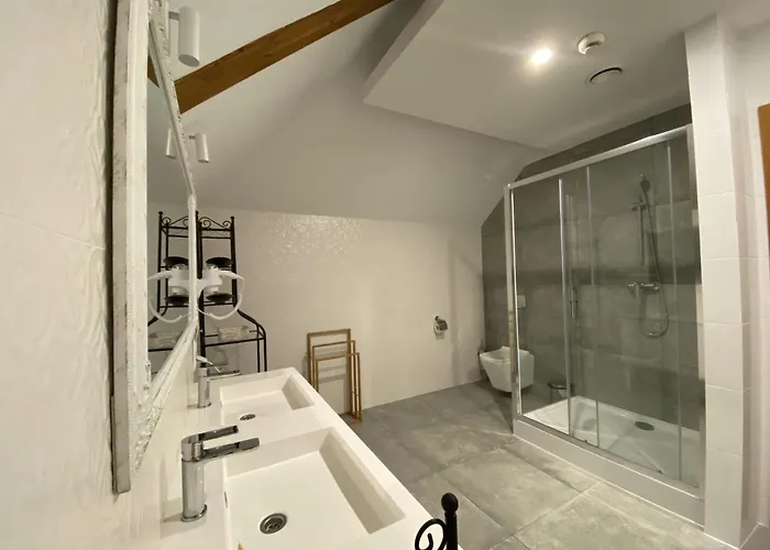 Ośrodek wypoczynkowy Pałac 3*