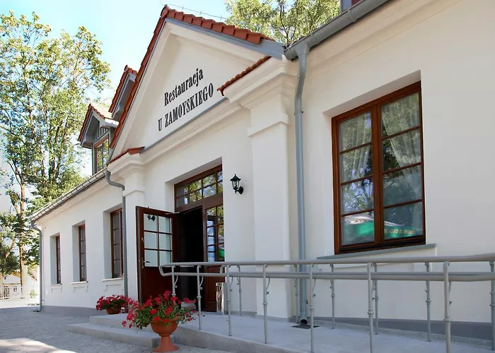 Pałac Ośrodek wypoczynkowy 3*